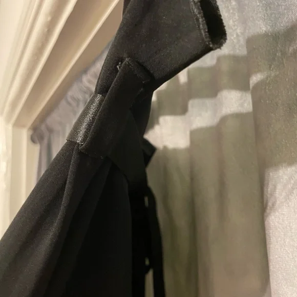 Burberry London Black A-Line Skirt US size 8, most flattering flowy skirt ever! - Picture 8 of 12